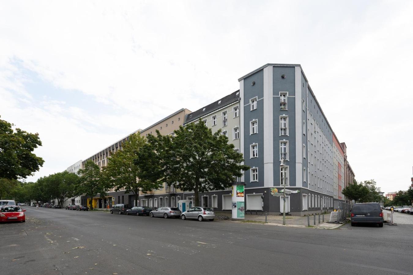 Modern, Central Flat With Workspace Berlin Exterior foto